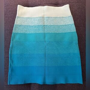 BCBG MaxAzria Blue Ribbed Mini Stretch Skirt—Size Medium